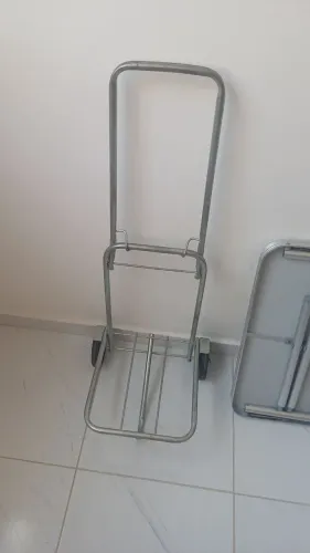 Carrinho dobrável de praia