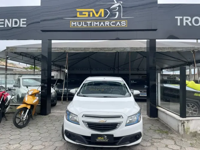 Chevrolet Onix Hatch LT 1.4 8V Flex Power Mec. 4P 2015