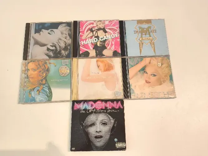CDs  DA  Madonna - 6 CDs Originais + 1 DVD Ao Vivo (Raridades!)