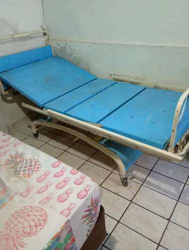 Cama hospitalar