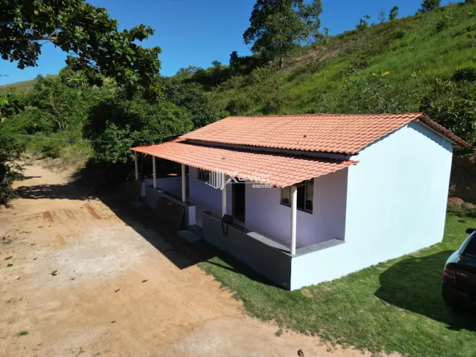 Chácara 2.500 m² à Venda em São Francisco - Rio Novo do Sul/ES, com Casa, Pomar, Lagoa e P