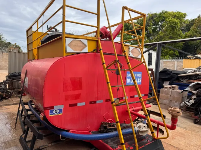 Pipa bombeiro 10.000 litros Completo