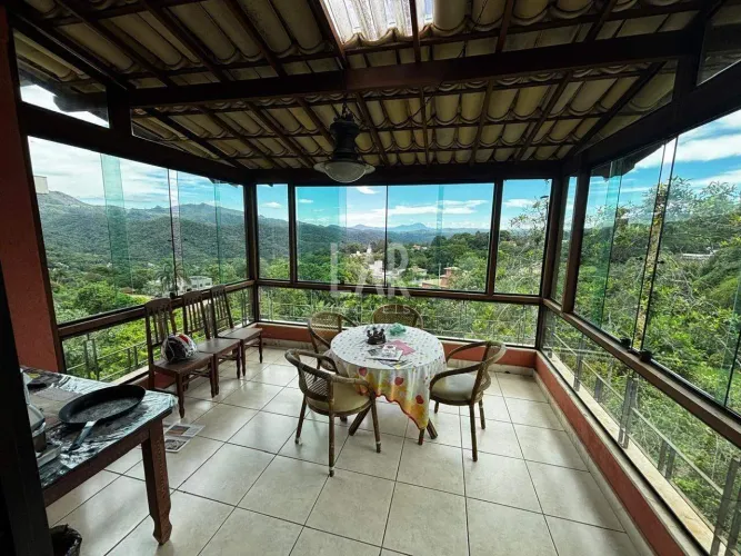 Casa em Condomínio à venda, 4 quartos, 1 suíte, 2 vagas, Bosque Residencial do Jambreiro -