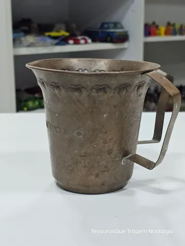 Copo Raro Antigo de Cobre de Israel Para Lavar as mãos Netilat Judaico Feito à Mão