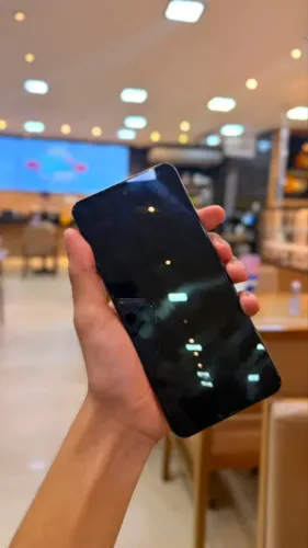 Vende se Realme C75x