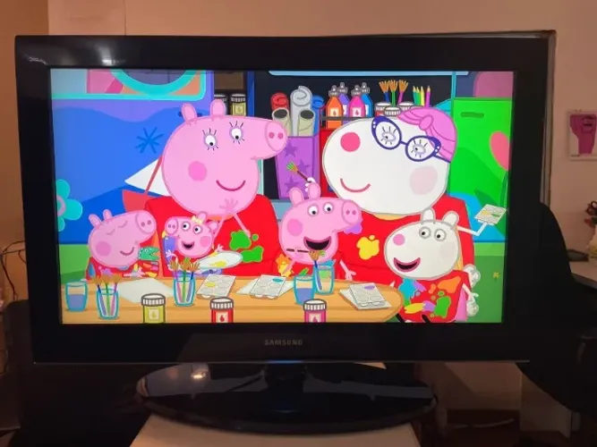 TV SAMSUNG 32" - Possível problema de Cabo Flat