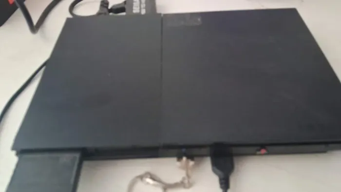 Vendo Ps2 com varios jogos