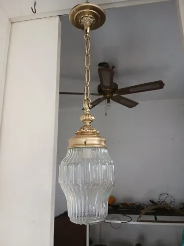 Lustre pendente em bronze