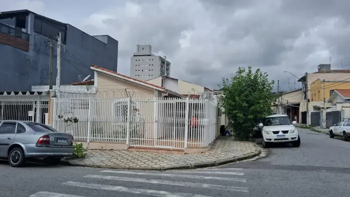 Casa com 3 dormitórios à venda, 120 m² por R$ 500.000,00 - Centro - Taubaté/SP