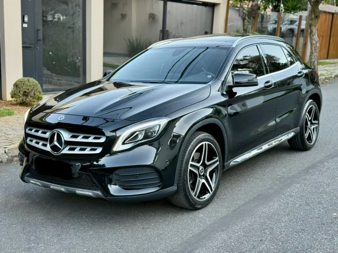 Mercedes-Benz GLA 250 Sport 2.0 TB 16V 4X2 211cv Aut. 2018