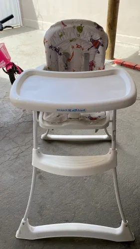 Cadeira de Refeição Bebê Burigotto Bon Appetit+ Monstrinhos