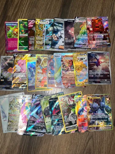 Cartas Pokémon raras pra escolher
