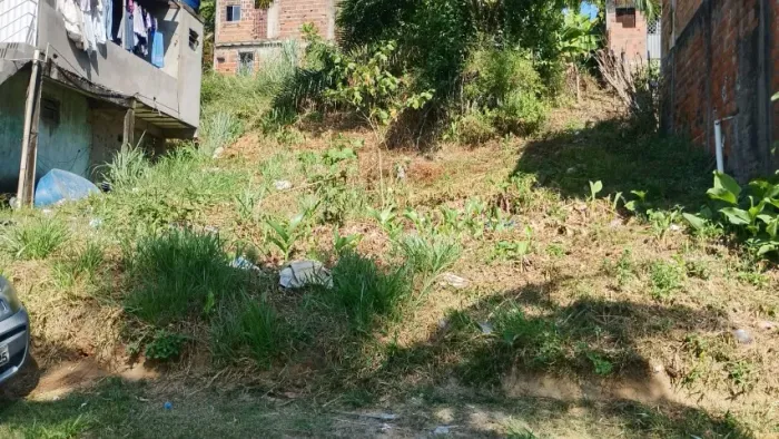 terreno de 180 metros quadrado