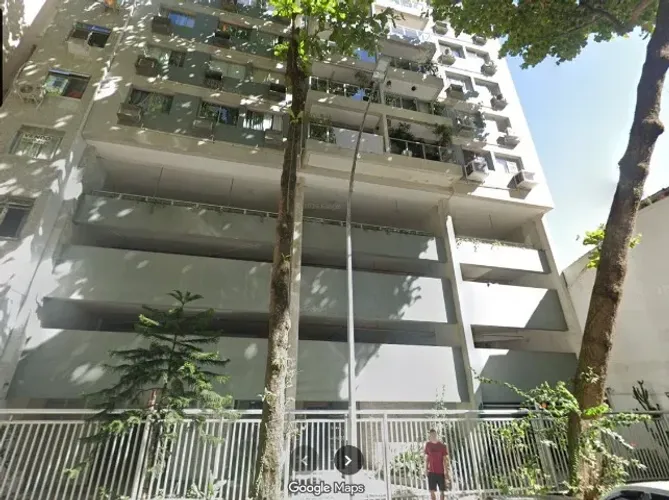 Leme - Apartamento mobiliado 112,50m² com 3 quartos, suíte e 1 vaga 