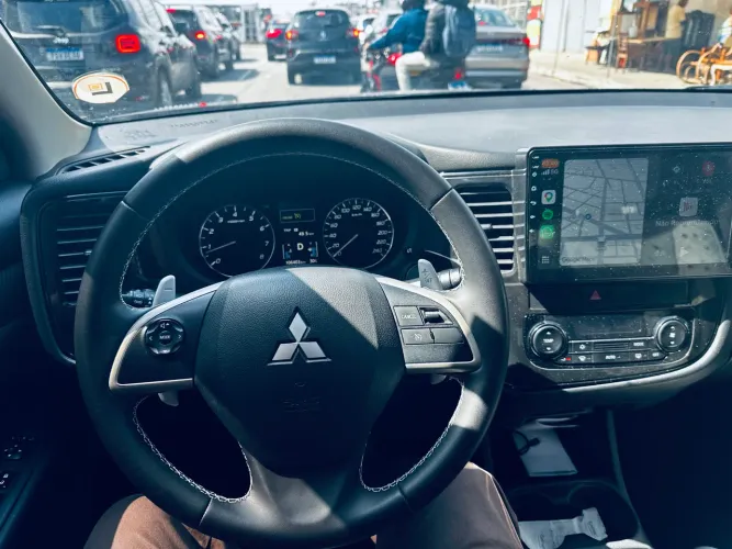 Mitsubishi Outlander 2.0 16V 160cv Aut. 2015