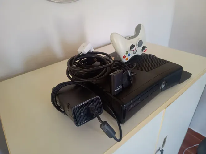 Vídeo game ? Xbox 360 SLIM