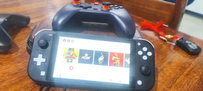 vende se este Nintendo switch com um controle 