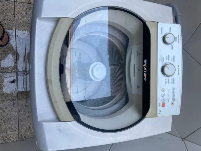 Vende-se lava roupas