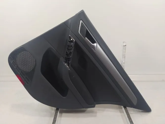 Forro Porta Traseiro Direito Golf 2014/2019 - Preto 
