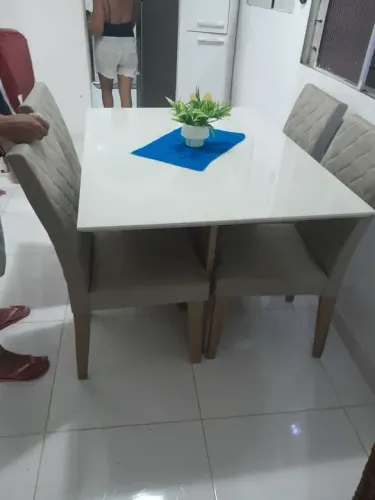 Mesa de jantar c/vidro 120x90