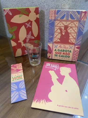 Livro A garota que não se calou Club TAG