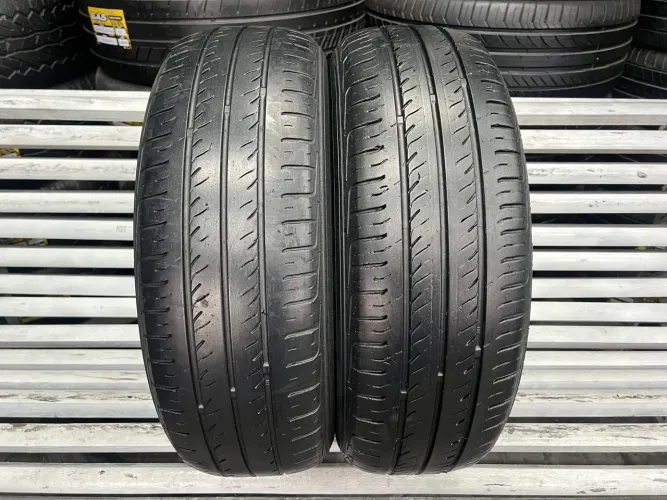 Par de Pneus 185/65/15 Xbri Radial RP28 R$399,00 / Pneu 185/65R15