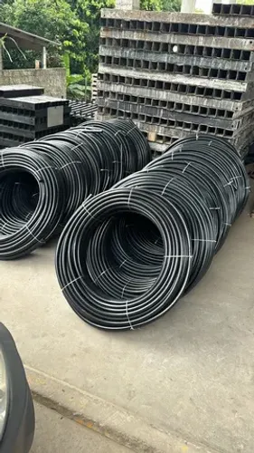 Mangueira de Irrigação Preta Polietileno 1/2" Pol Borracha Lisa