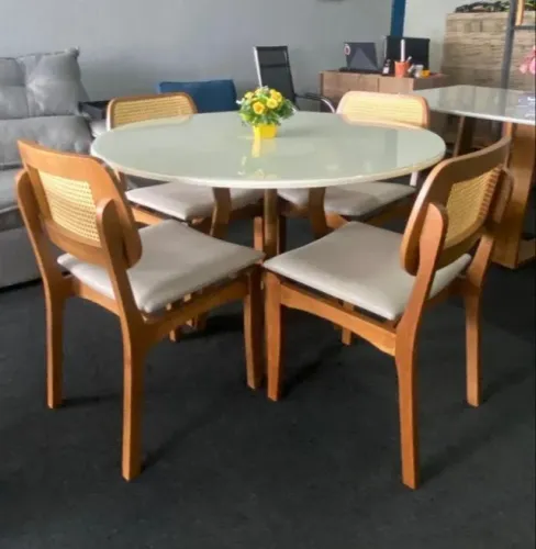 Mesa de Jantar Redonda Fantini com 4 Cadeiras Diana 120x120 Novo
