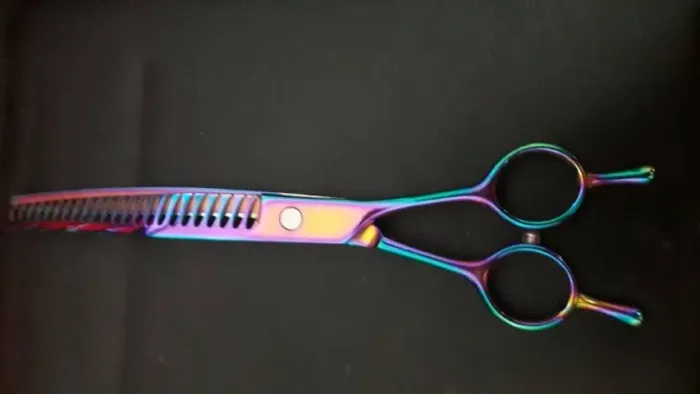 Tesoura Tubarão Curva 