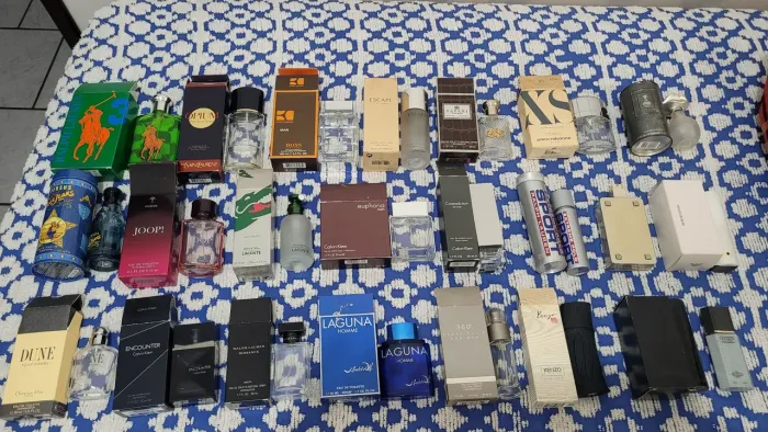 Frascos de perfumes importados vazios 
