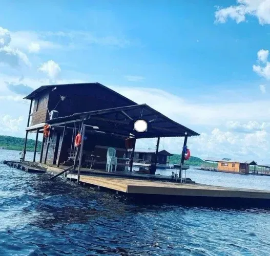 Flutuante com 2 dormitórios à venda, por RS 130.000 - Tarumã - Manaus-AM