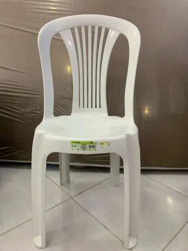 Cadeira Plástica Branca estilo versátil Gardenlife