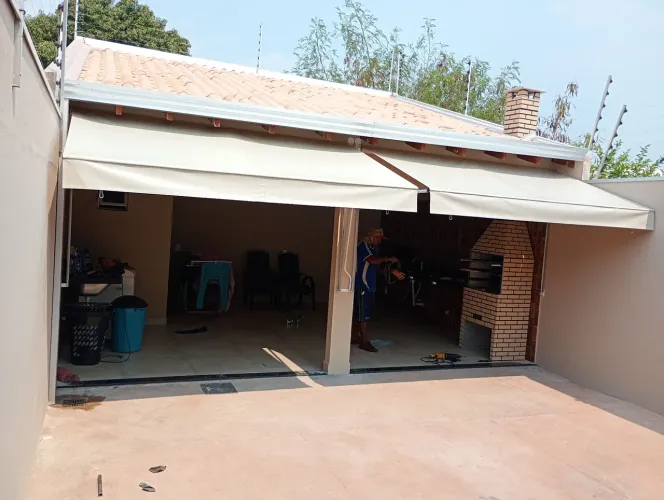 Toldo cortina instalamos somente em várzea grande 