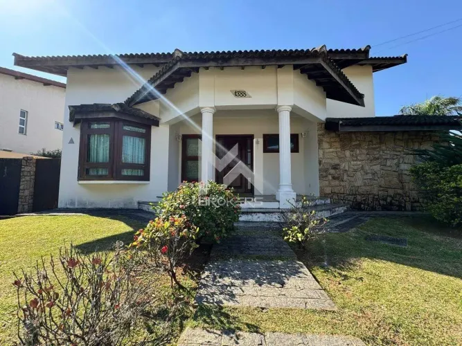 Casa à venda no Condomínio Vista Alegre - Sede em Vinhedo - SP