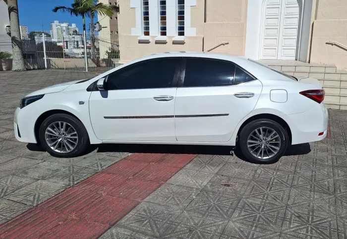 Raridade Corolla Altis 77.400km