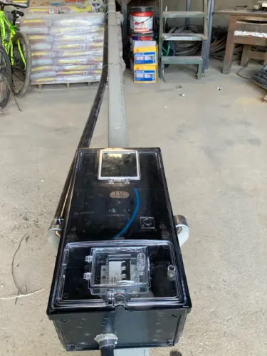 Poste Padrão trifásico 40A saída subterrânea neo