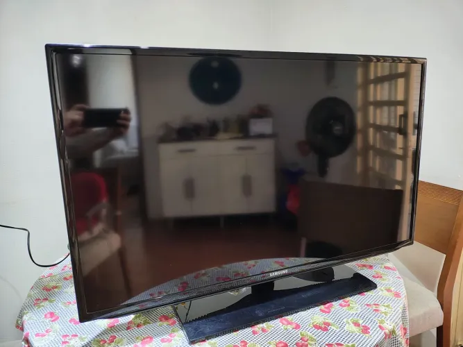 TV Samsung LED 40 polegadas FULL HD (Não é smart)
