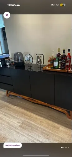 Buffet em Madeira Gruber