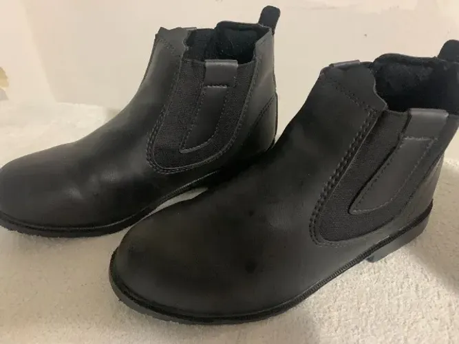 Bota infantil de couro preta, tamanho 35