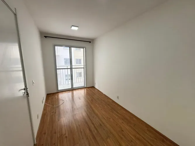 Imóvel para aluguel possui 30 metros quadrados com 1 quarto em Bom Retiro - São Paulo - SP