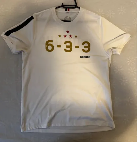Camiseta Reebok 6-3-3