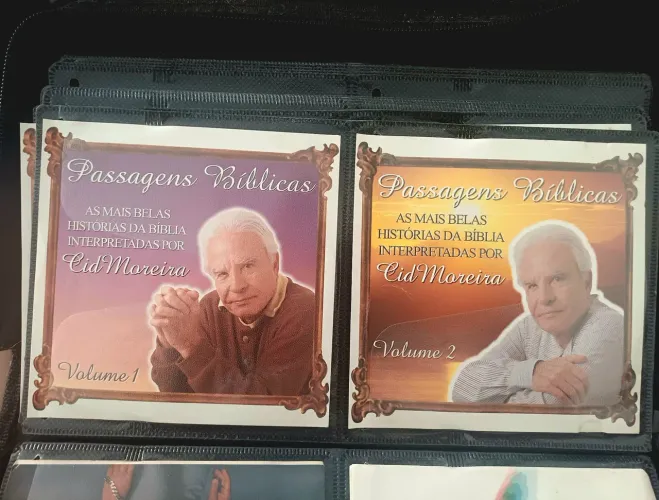 Coleção de CDs - Passagens Bíblicas por Cid Moreira (Vol. 1 ao 8)