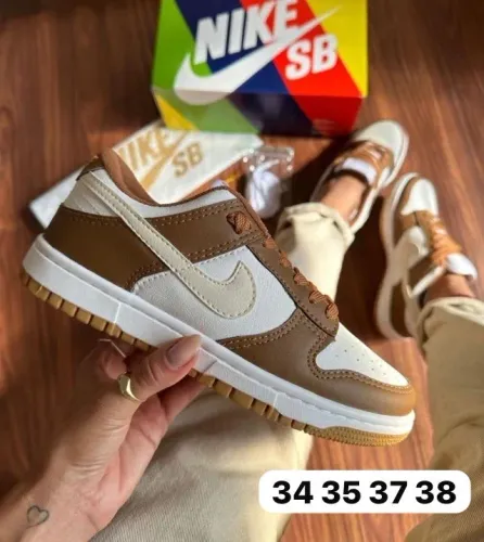 Tenis Nike Dunk linha feminina premium 