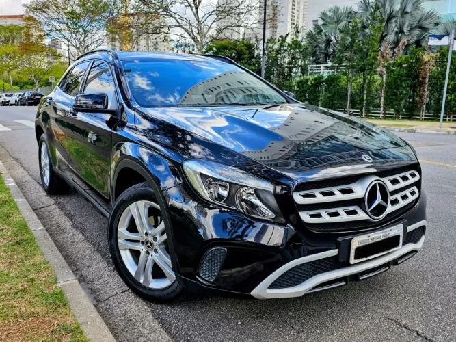 Mercedes Benz GLA 200 2018 - Baixa KM, Abaixo da FIPE - OPORTUNIDADE