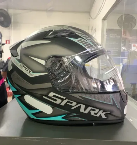 SPARK PRETO/VERDE