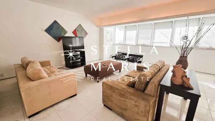 Ipanema, Cobertura duplex reformada em rua silenciosa com excelente localização, à venda.