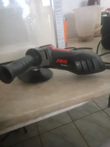 Politriz skill semi nova pra desapegar 