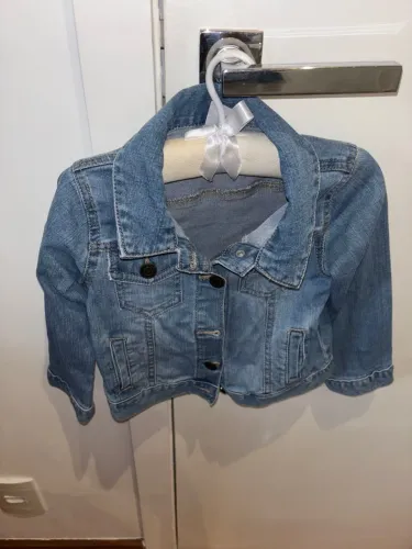 Jaqueta Jeans NOVA CARTERS 4 anos infantil Usada bem NOVA  