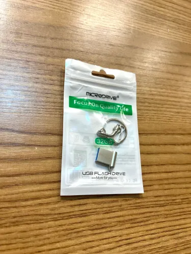 Mini Pendrive Nano Microdrive 32GB - Armazenamento rápido e compacto