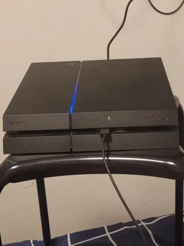 Vendo PS4 - Fat 500gb 